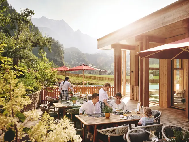 Terrasse, Garten und Pool Gut Stiluppe